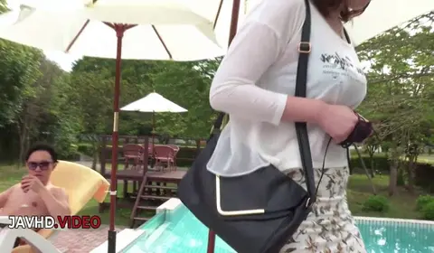 Riho Mikami's Outdoor Sex Under the Sun